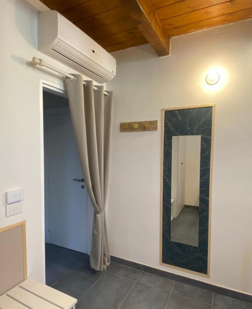 Готель Casa Raffaela Маріна-ді-Піза Екстер'єр фото